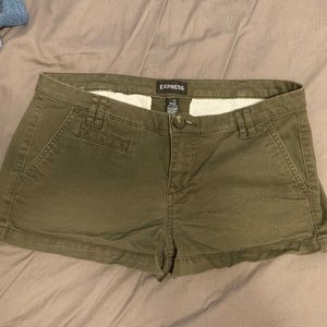 Express Shorts